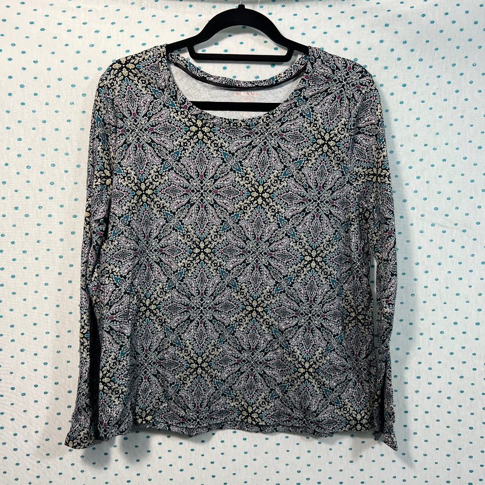 White Stag Multi-Colored Paisley Print Long Sleeve Crewneck Shirt